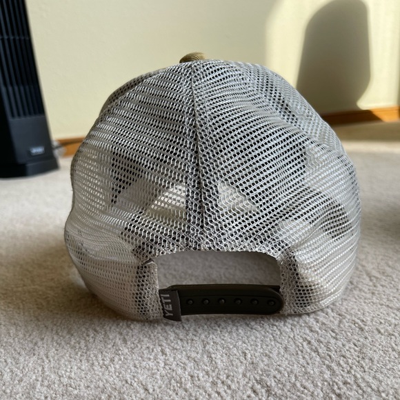 Yeti hat - Picture 2 of 5